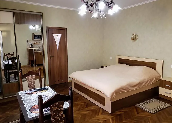 ілона в центрі східниці *